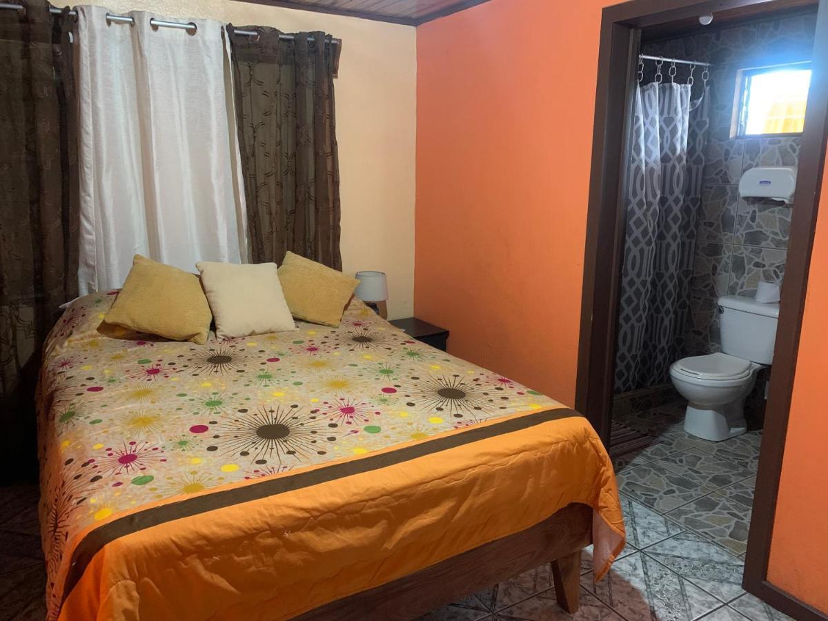 Monteverde Monkey Hostel Ngoại thất bức ảnh